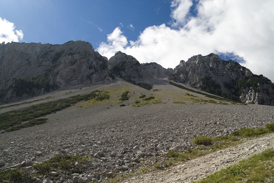 Proti Begunjščici