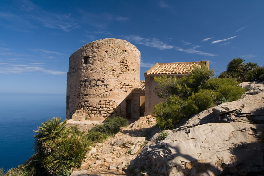 Torre Cala en Basset