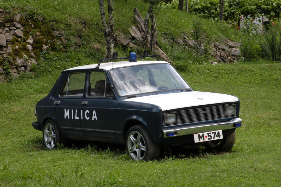 Milica ob poti
