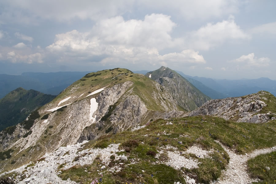 Greben proti Črni prsti