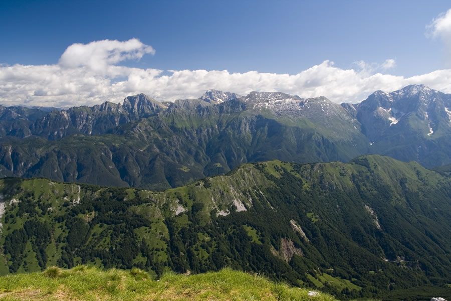 Strma peč, Montaž, Žrd, Kanin