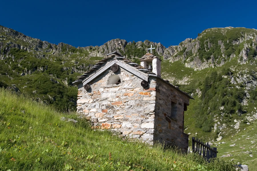 Kapelica na planini Alp d'Albion