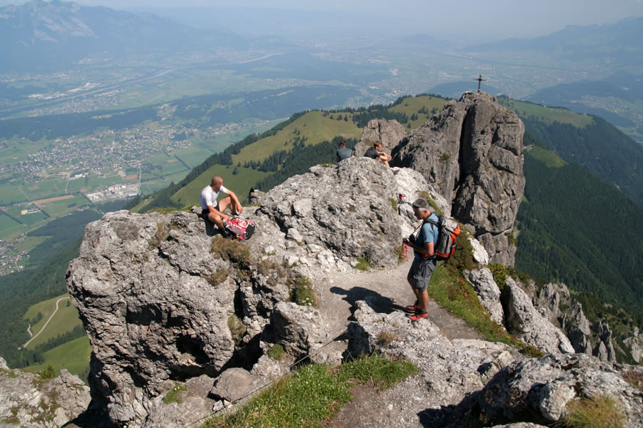 Drei Schwestern
